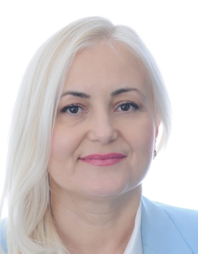 fotografija Julija eu 3,5 x 4,5 3 (1)